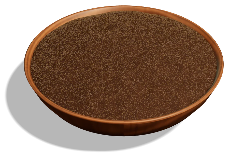 Cuenco de madera con café de molienda fina